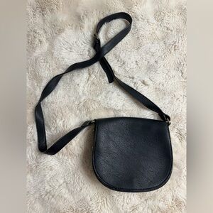 NWOT! Forever 21 Black Faux Leather Women’s Crossbody Bag